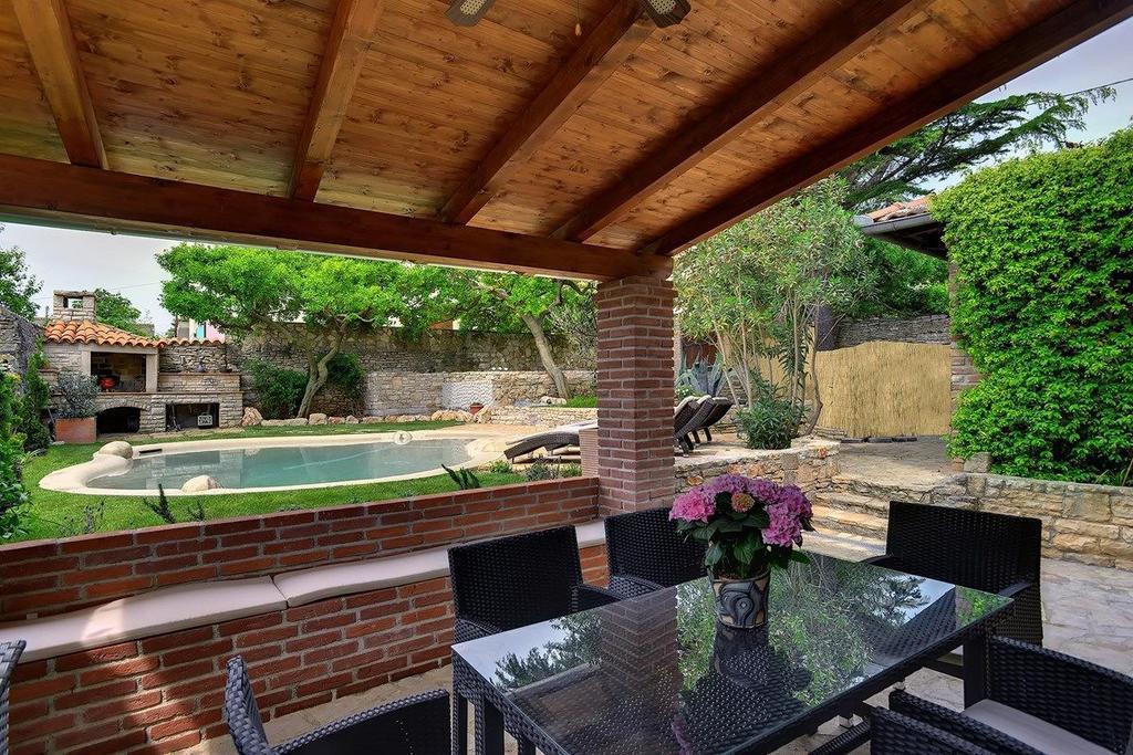 Villa Br Ližnjan Exteriér fotografie